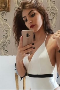 Real lesbian sex show Brazilian escort Elwa Braga