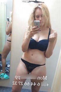 Incall outcall Lebanese escort Etsana Leipzig