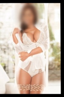Husna, 21, Krefeld - Germany, Fire and ice – hot and cold BJ