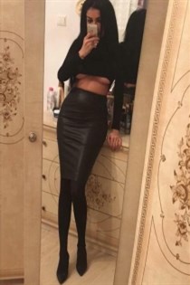 Hot sugar baby escort Iimaan Berlin