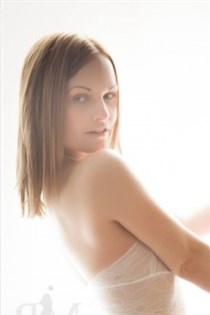 Unnie, 18, Lahti - Finland, Outcall escort